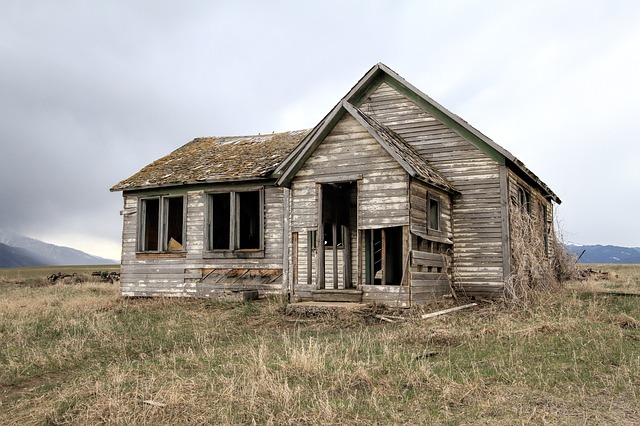Immobilienkrise Haus zerfallen pleite