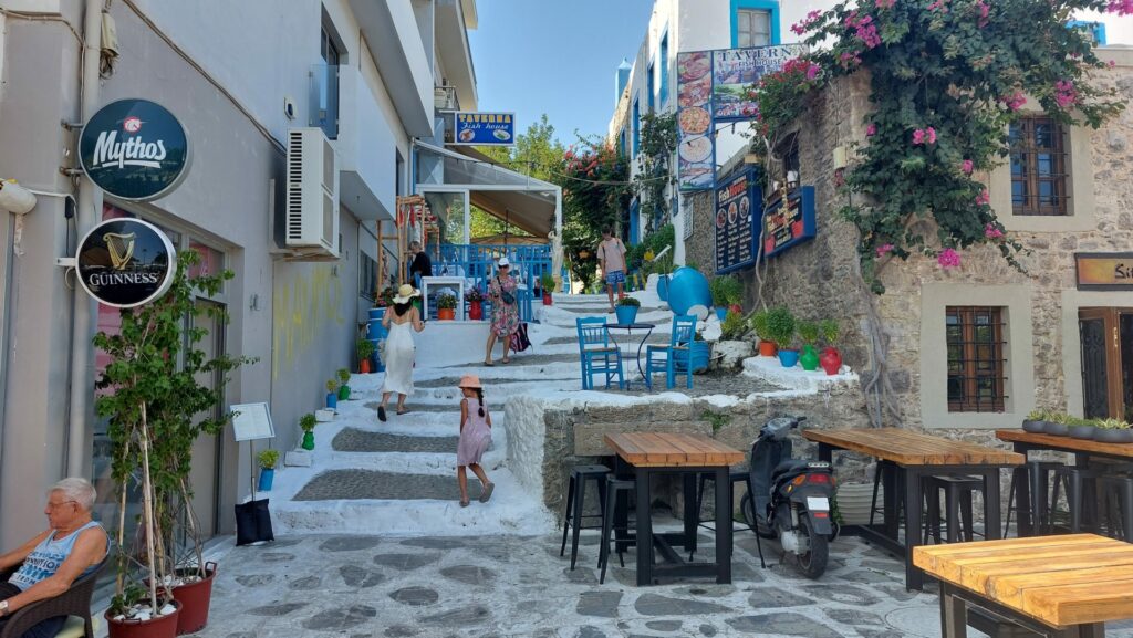 Kos Stadt weiße Treppe